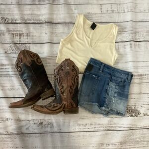 500. Shein Beige Ribbed Cropped Tank NWOT Size XL